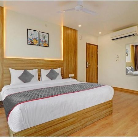 Hotel Sr Grand Gorakhpur Bagian luar foto